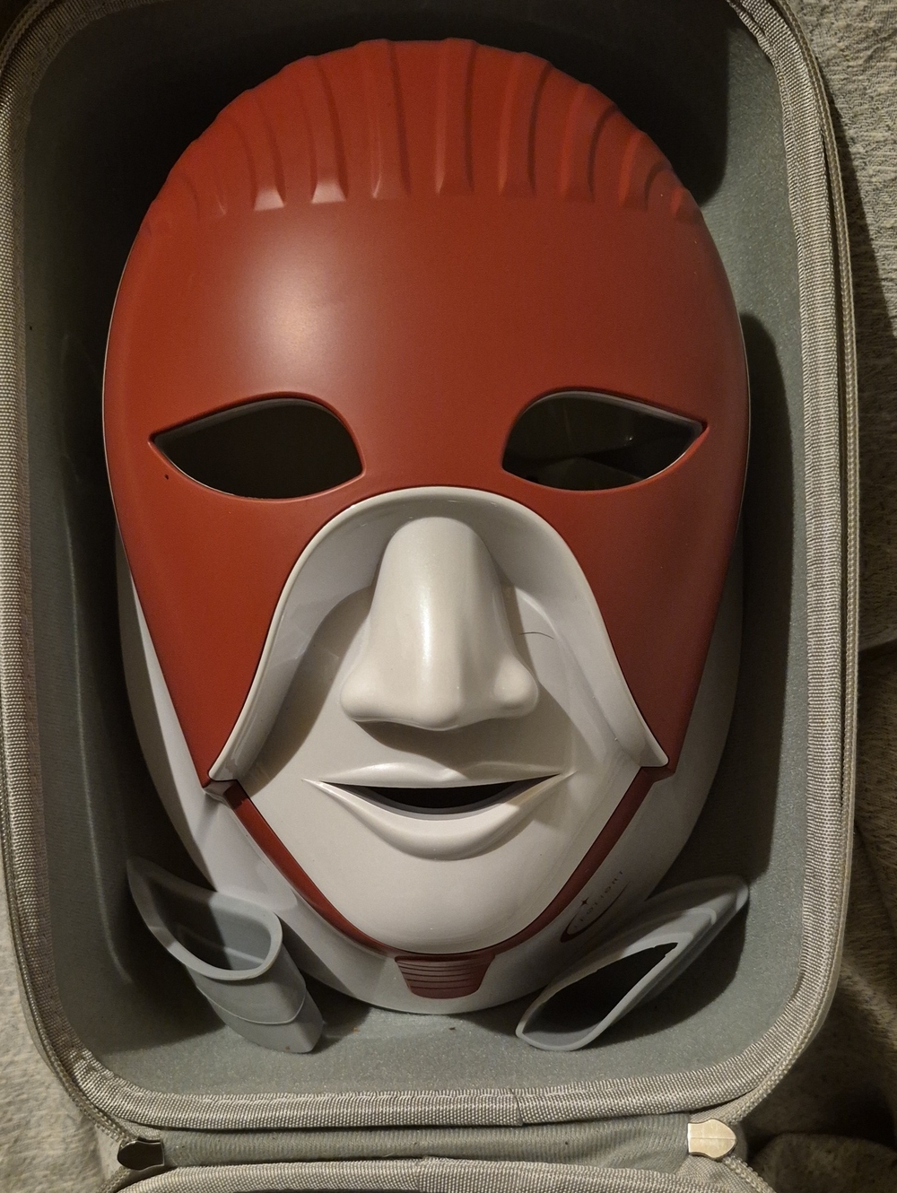 LED Facial Therapy Mask — Red & White Skin Rejuvenation